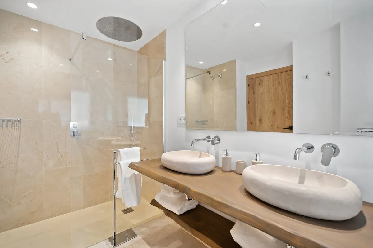 71a8e24c-bd20-4e54-a506-b8ddc098489d