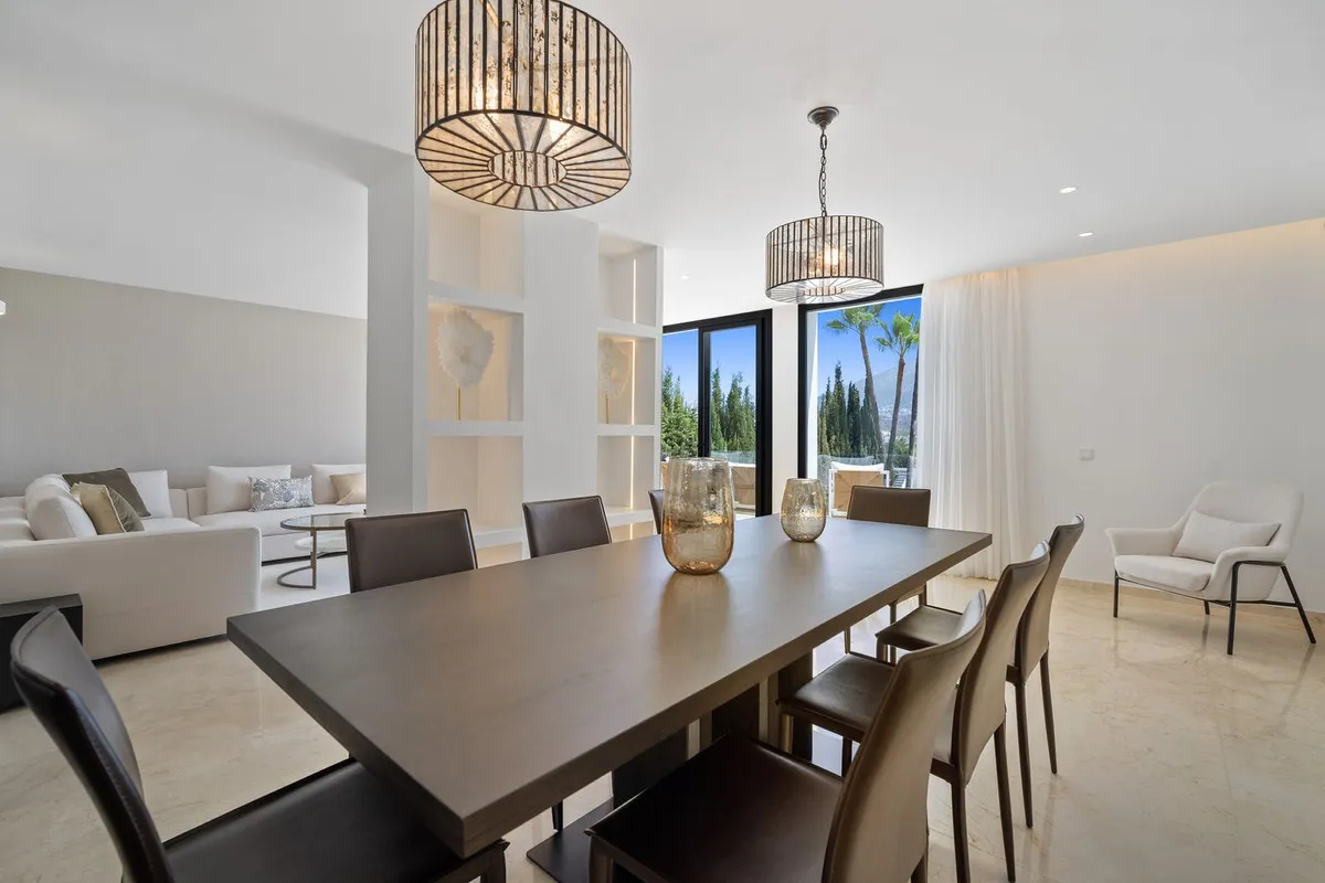 74453b94-dc87-491c-a182-b2661b56a918