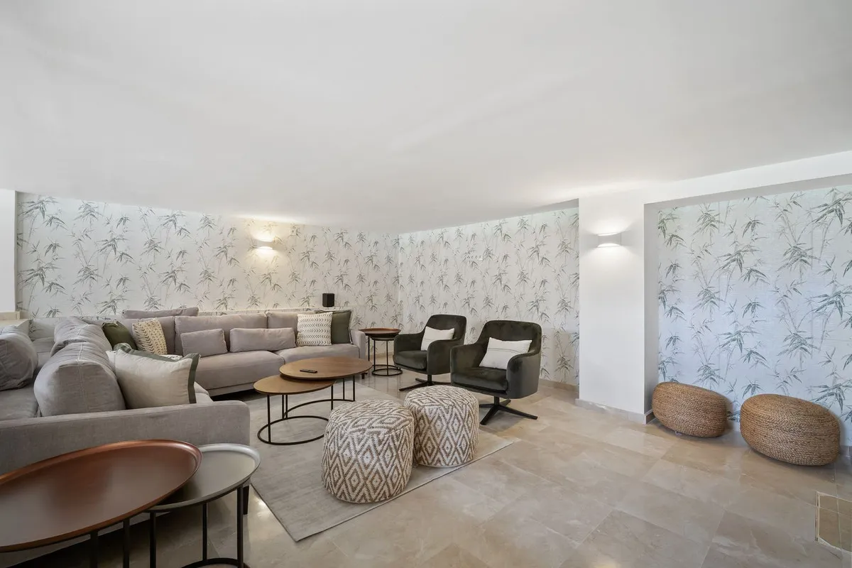 b365a89f-bb88-488f-a7c2-cae6b3988418