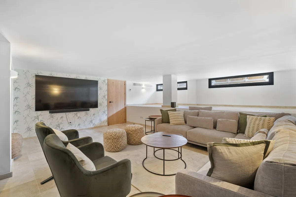 c3f27e68-ff4b-49e0-aa76-675c36abc818