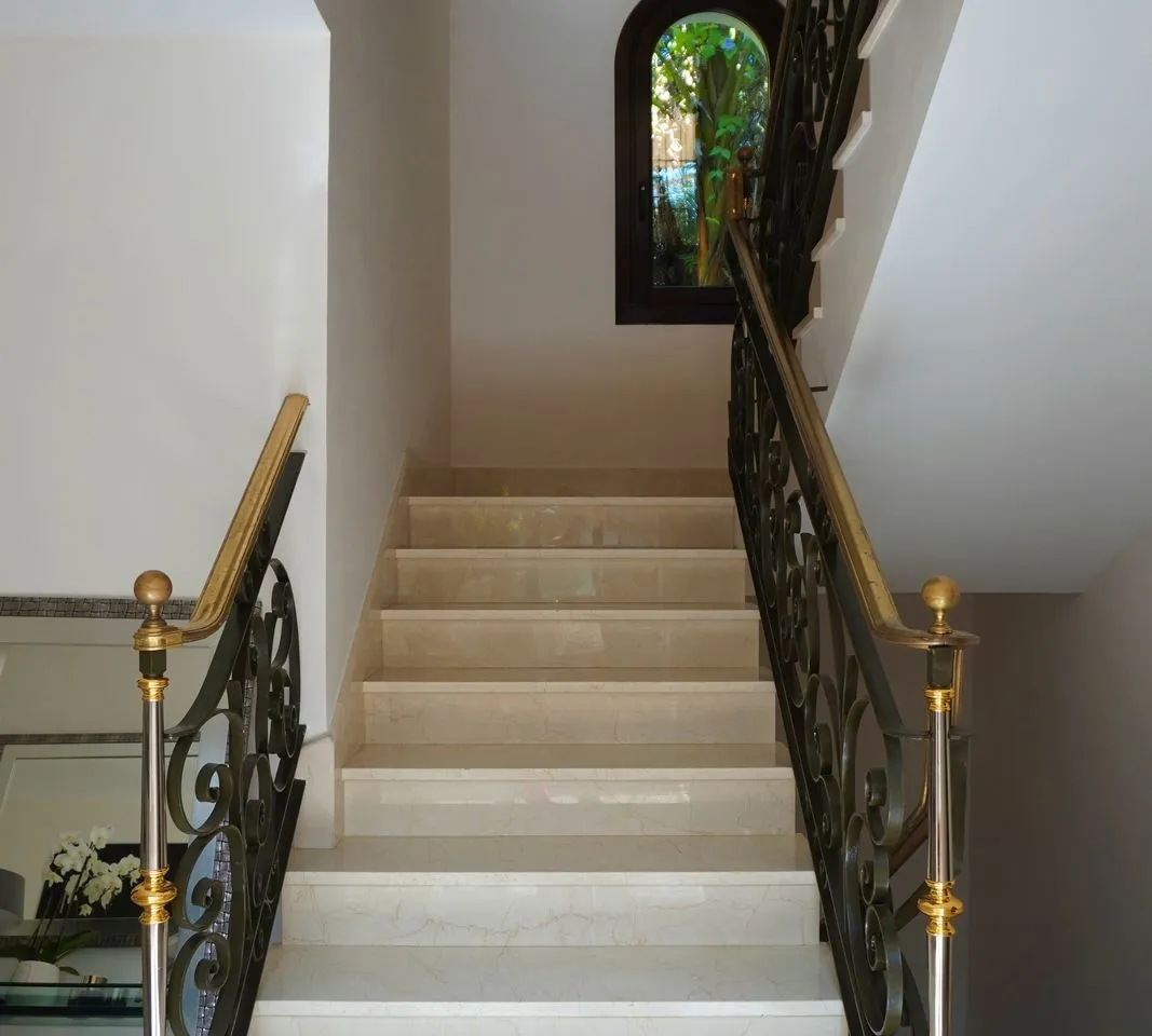 7bab3e49-83a0-47f3-b9fc-1103dc4f6b7c