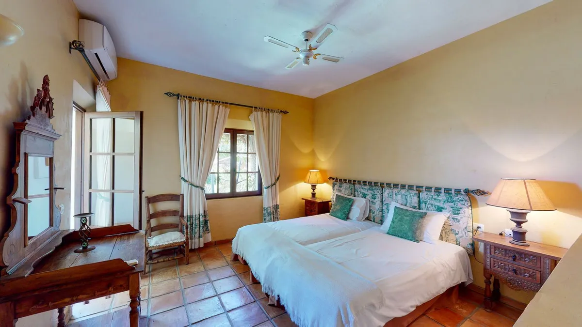 38b27e3d-cede-4b35-8724-f4d428887ceb