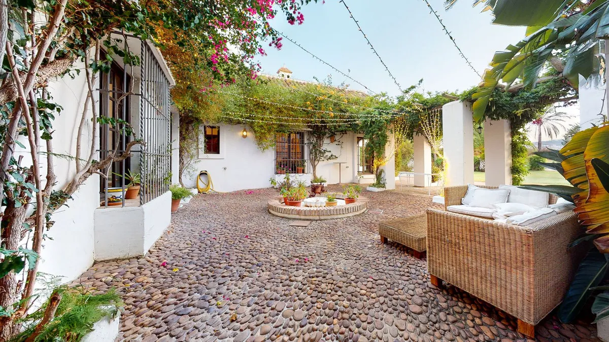 4cd80819-aaca-4980-b89b-984d44966349