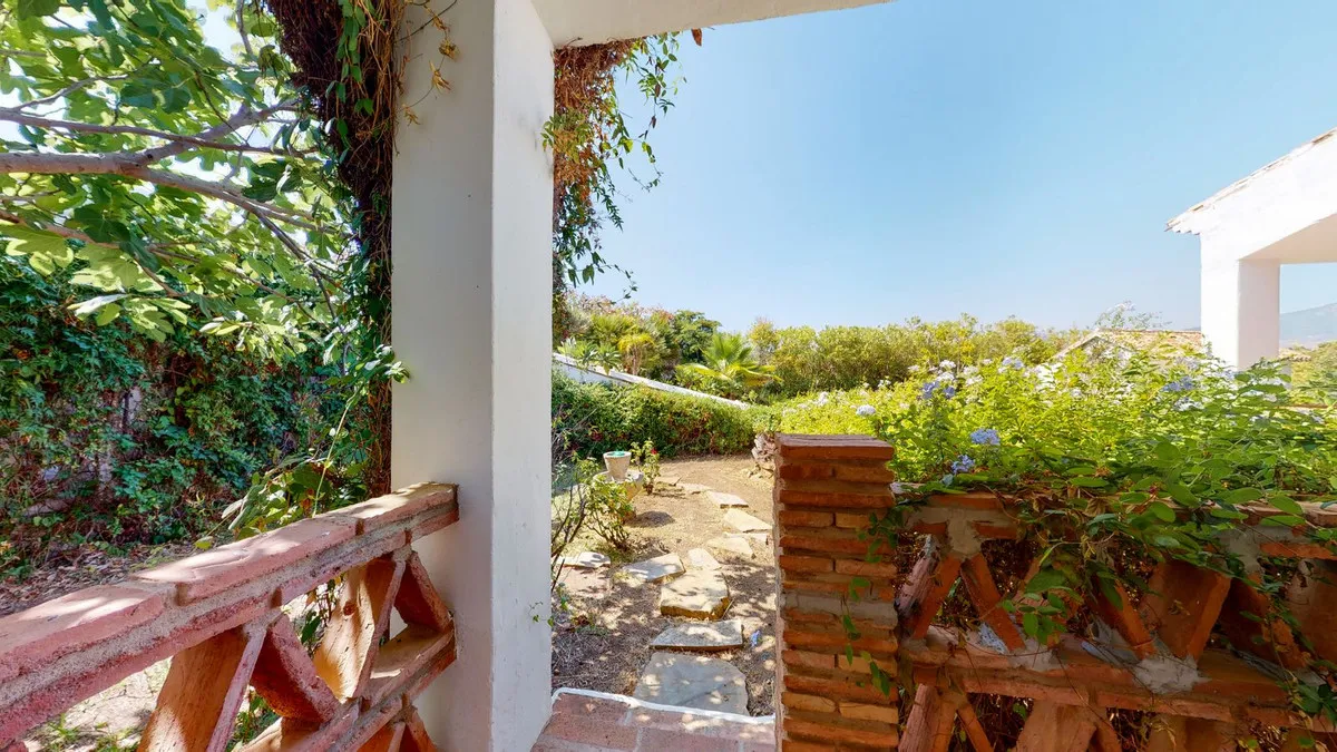 4e38f7af-94e8-445c-8068-b34b9aa2fa4c