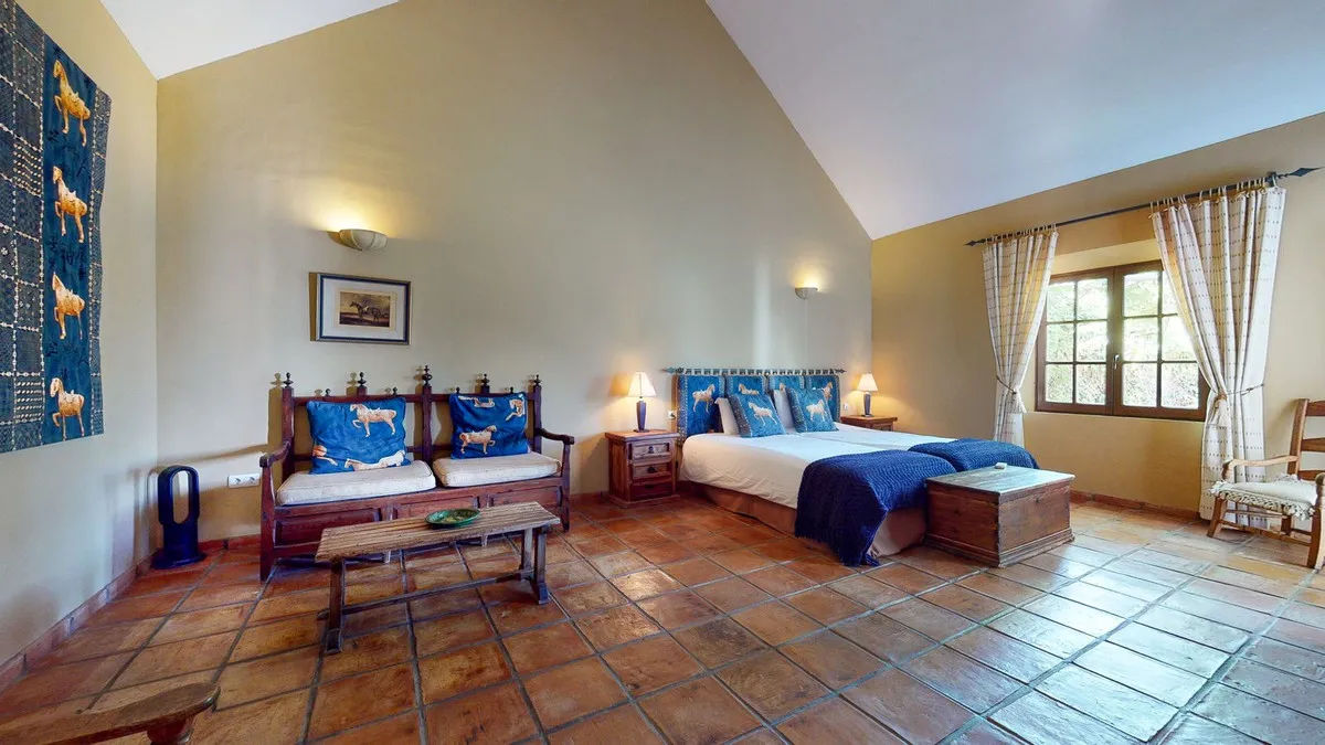 77410fc9-66b7-4e96-b66f-8c34a5a359e0