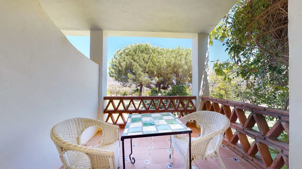 9ca9f5f9-c969-42d6-9700-5f79122fa972