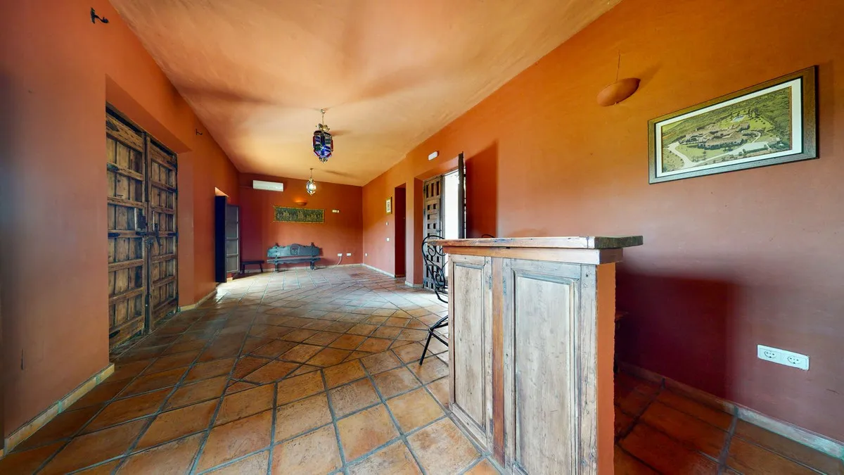 b40355f2-7cf1-4d56-a1e0-89d74b93c4d9