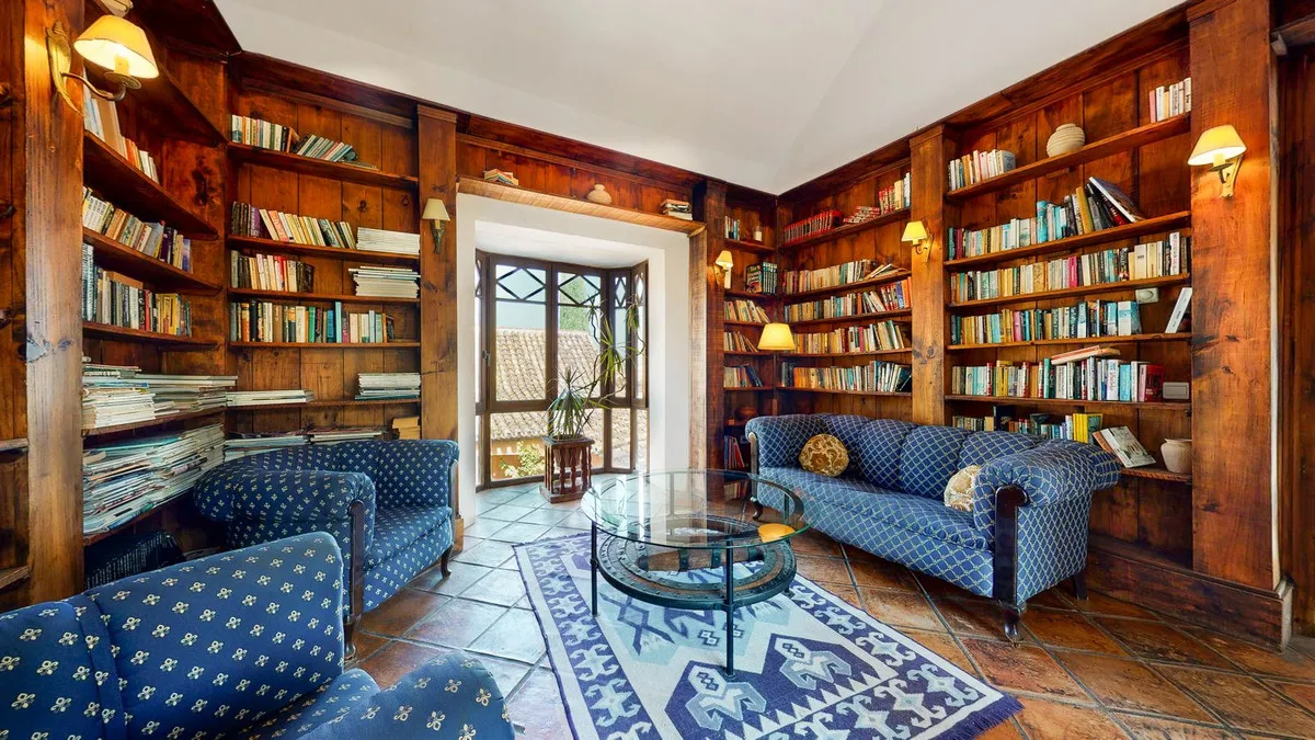 d8dcd5a8-efb0-4004-9a87-29feaf279e5c