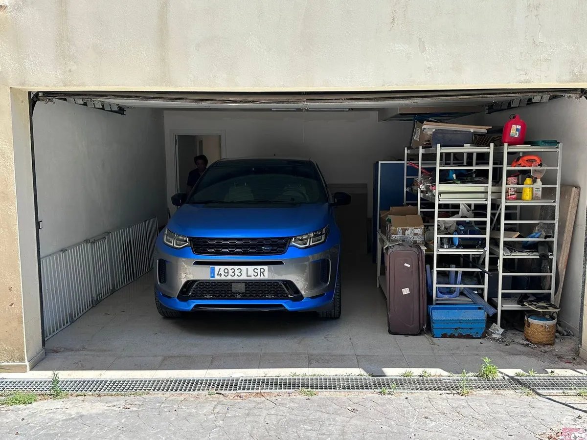 1d0afdb1-3cc6-468c-9c3b-57da8f4afe7a