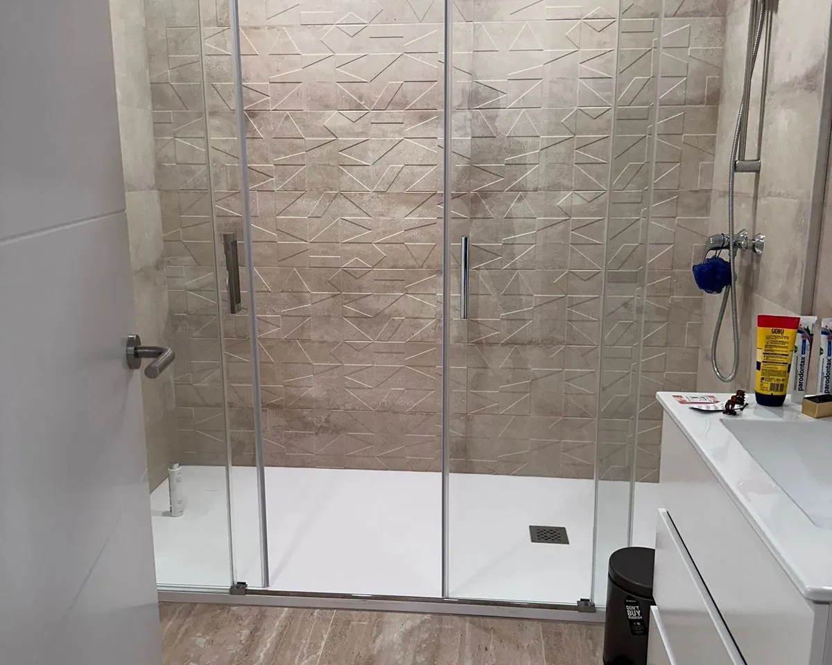 7d5e3d6f-d533-40be-af57-273c669065f2