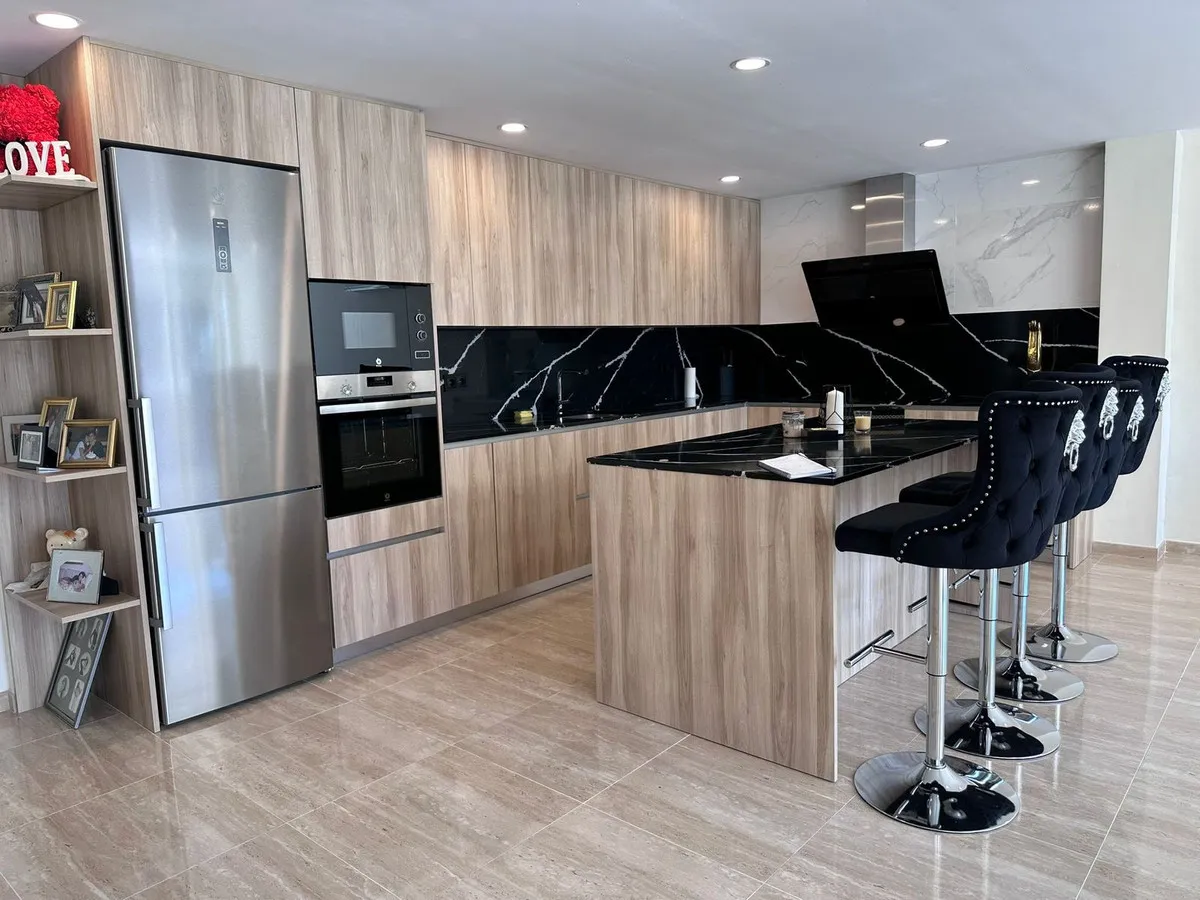 af4953e8-7c5f-4cae-ae69-61dacf3b250c