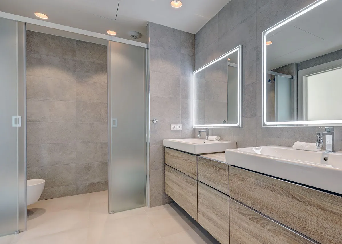 00a59890-4c9d-41f7-9b84-6d04d65f9165