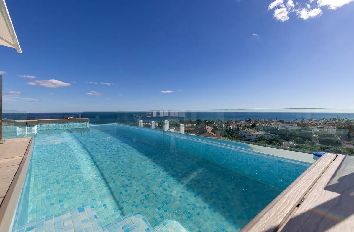 2c7200ee-0c38-4ebf-9829-39fe20714db2