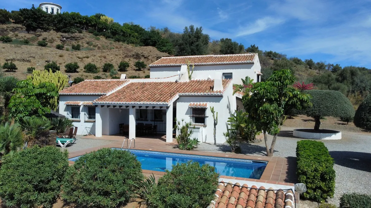 9d5bccee-ab4c-4856-882f-e047d12cbe11