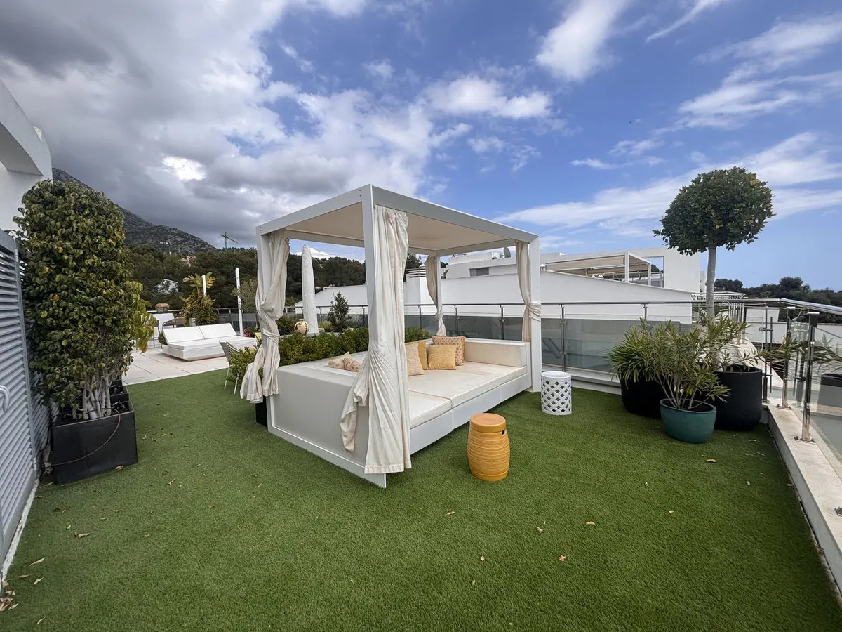 5bb8748f-00b3-4595-9259-ba18d7f6c05e