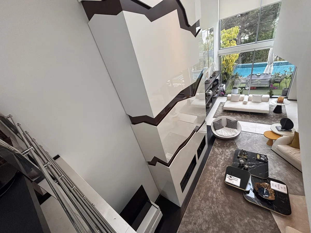 81c2159a-6484-415b-8849-725578644ef6