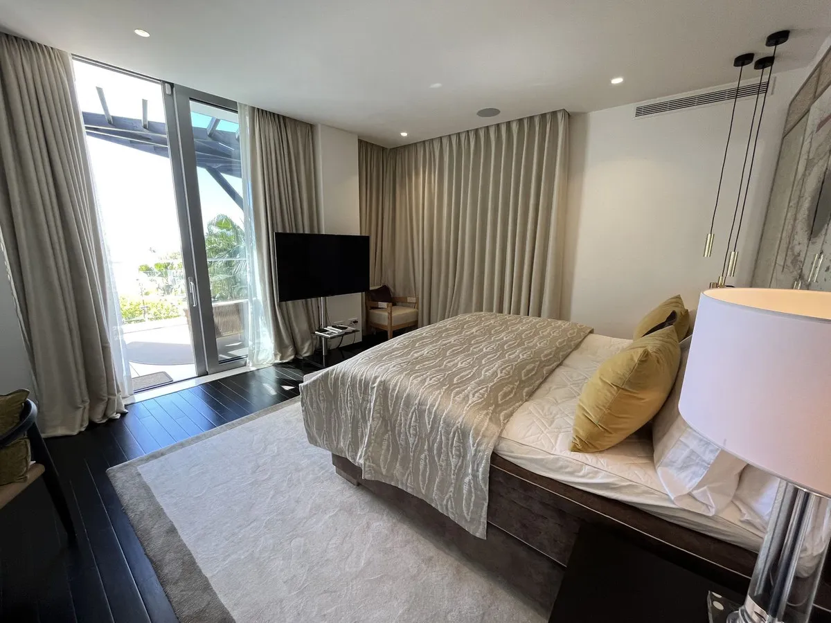 c59ed170-642e-4b08-856b-ab15fe0b9209