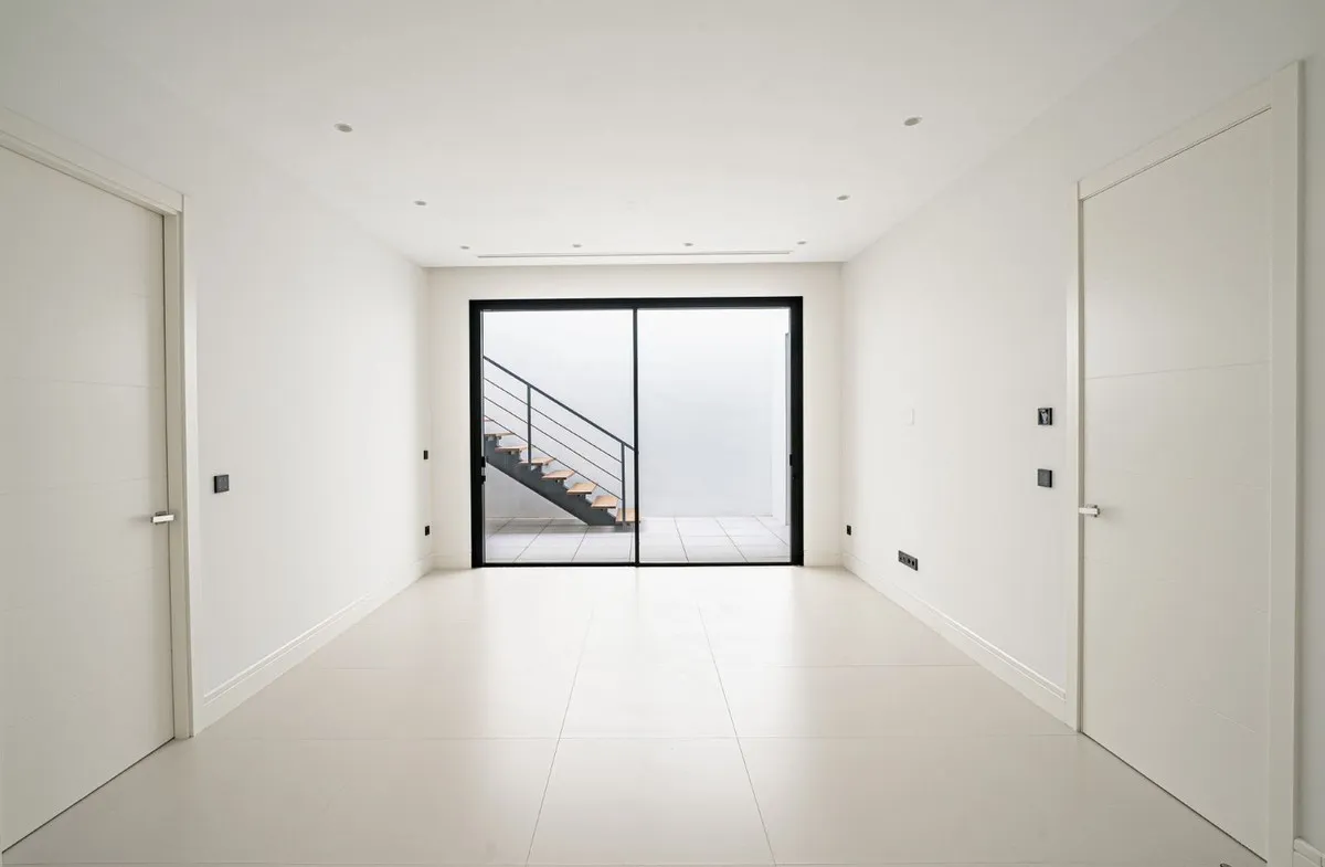 2e3d1ce7-9d61-4e59-8be4-e3594fb0f73f