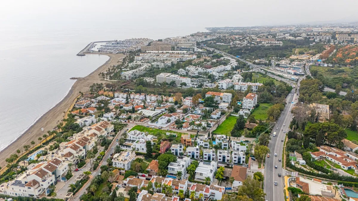 a2fd21bf-c50a-43b1-b8b3-131714f6f37b