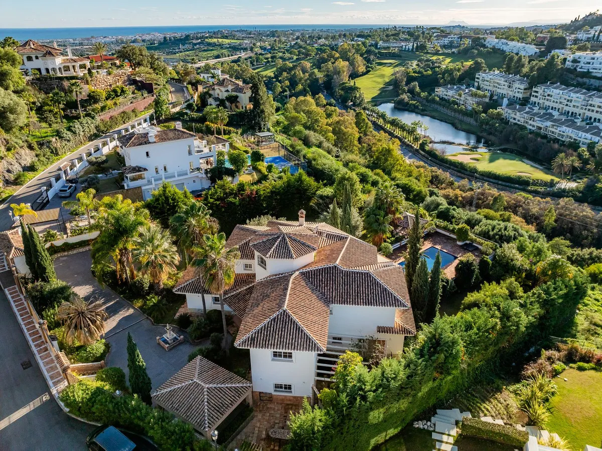 7f15475a-95c7-46c6-bc3c-6ce5b92a00e4