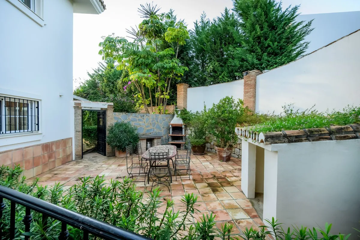 b6d9255d-a631-4cc7-93fa-c8f5cd549376