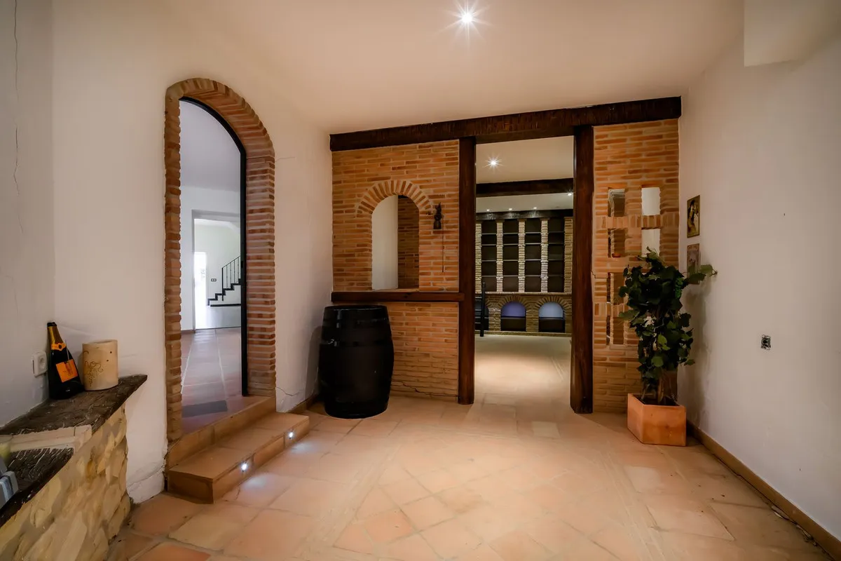 caa846c3-18fa-454e-a672-e000c653f32c