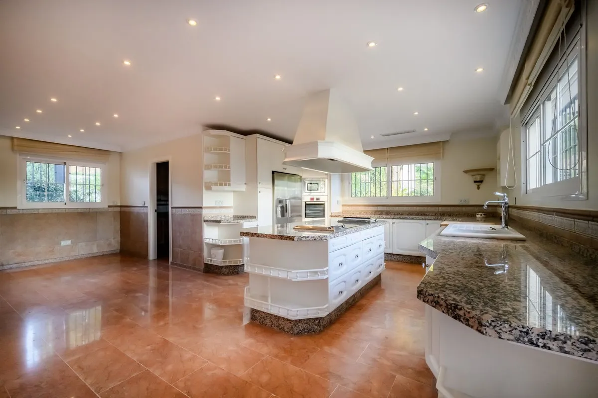 cea96c3b-2835-4757-b06f-244f3012d9bc