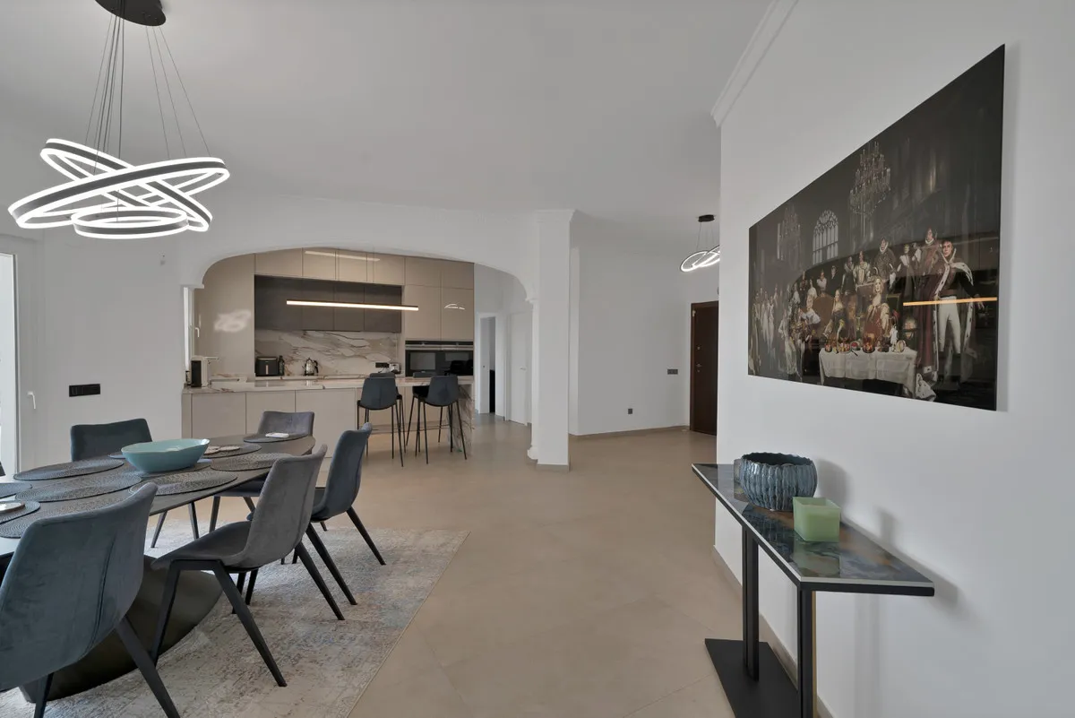 2e5cdedb-92e9-4582-9808-05a4ed8a75a0