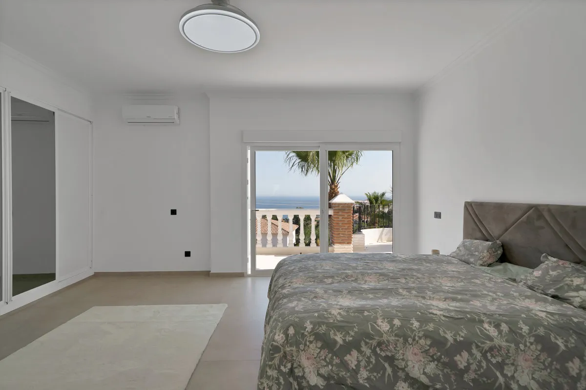 4271da4d-35ca-4b2b-adc7-f3863508cf84