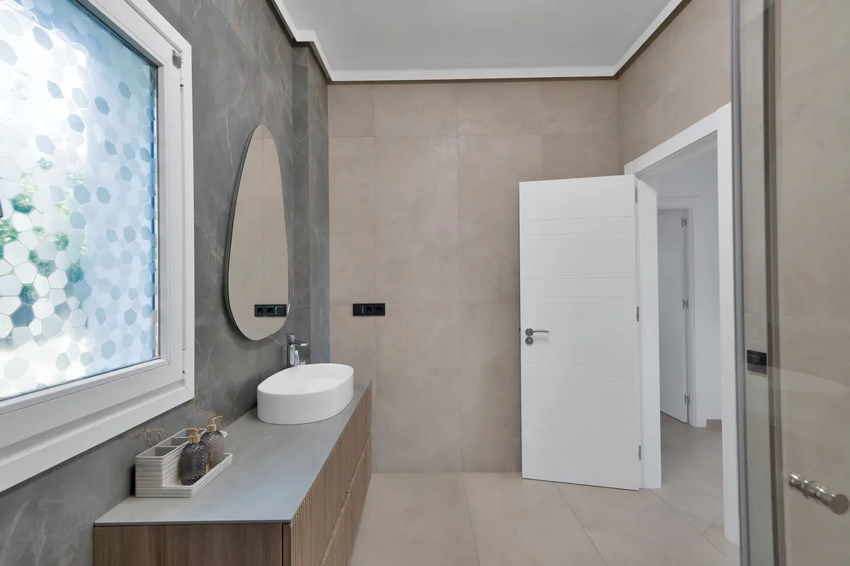 c4f7e179-8a76-44ec-a9ba-fa2036c8cb43