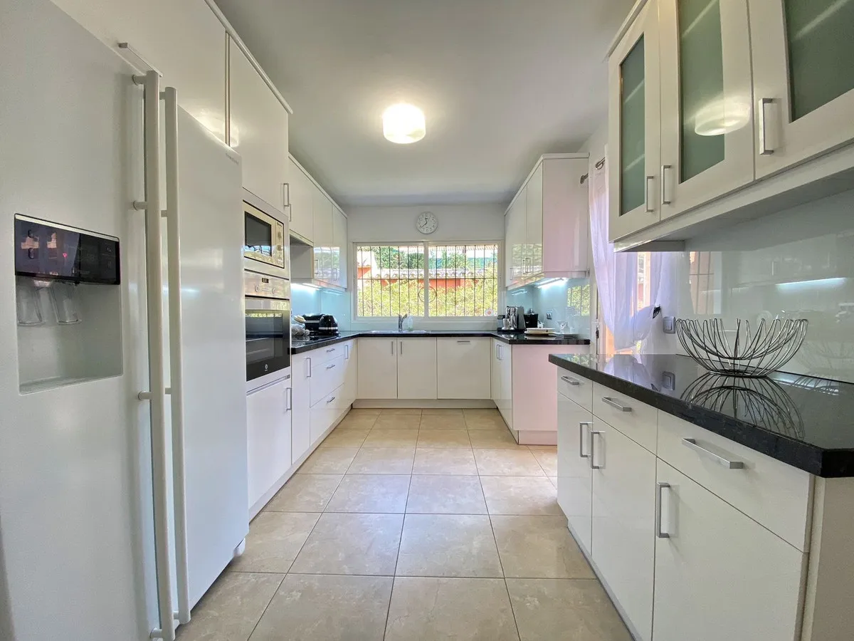 1d86bb2f-e3c5-4ffa-ba63-f1e88a29f1f7