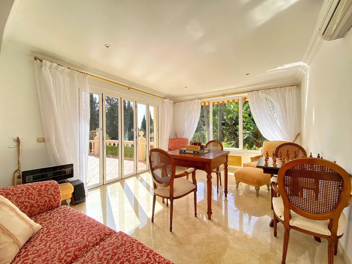 917f9d8e-1401-4b75-9ee6-e82ffec4aa8c