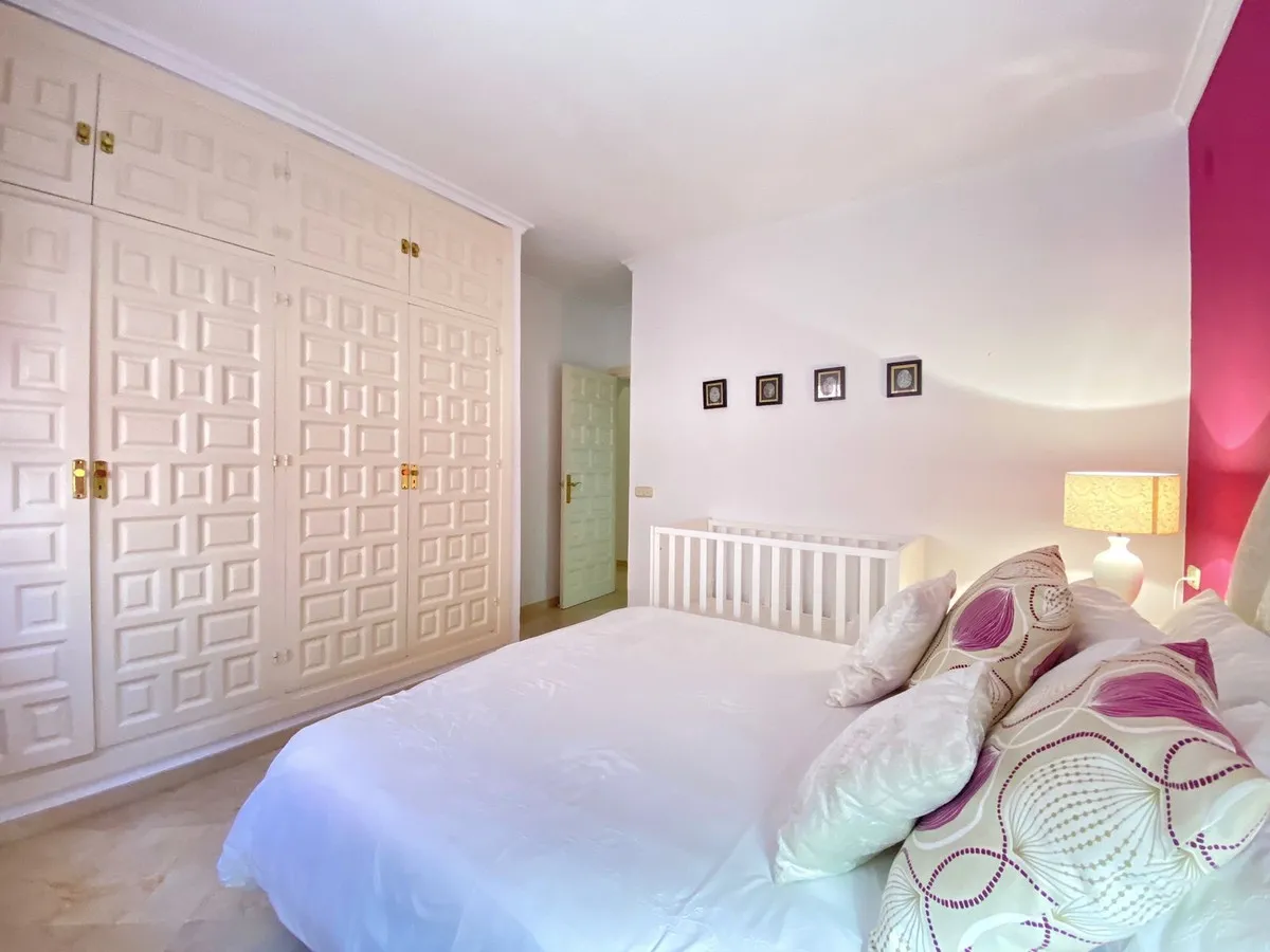 b5be4165-c082-4377-a5a1-3ecf685cdb01