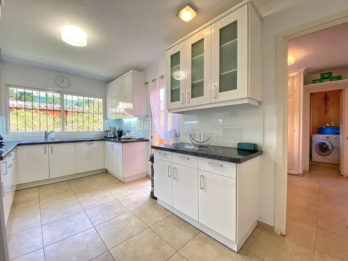 cd883a0a-d40b-43f5-9184-dfc0095b4d65