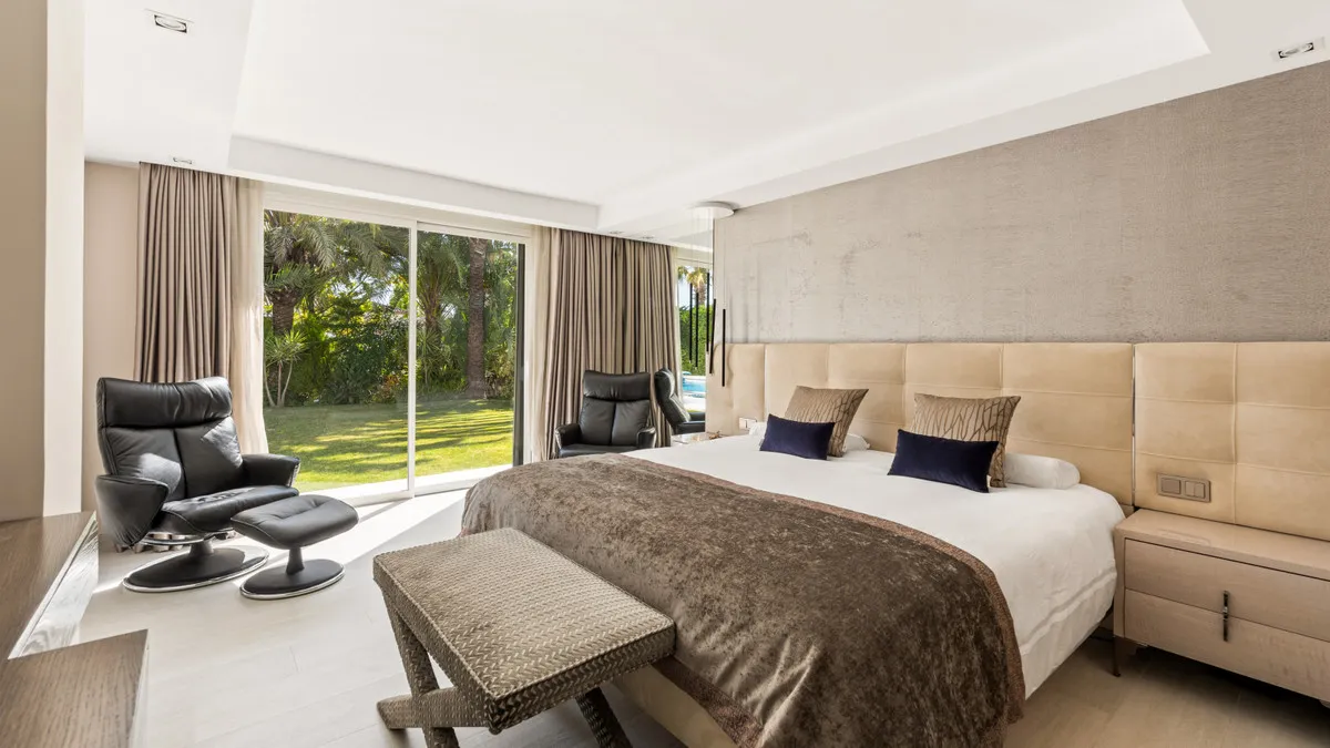 1f37da1a-93dc-4a29-9558-ba02924e7e59