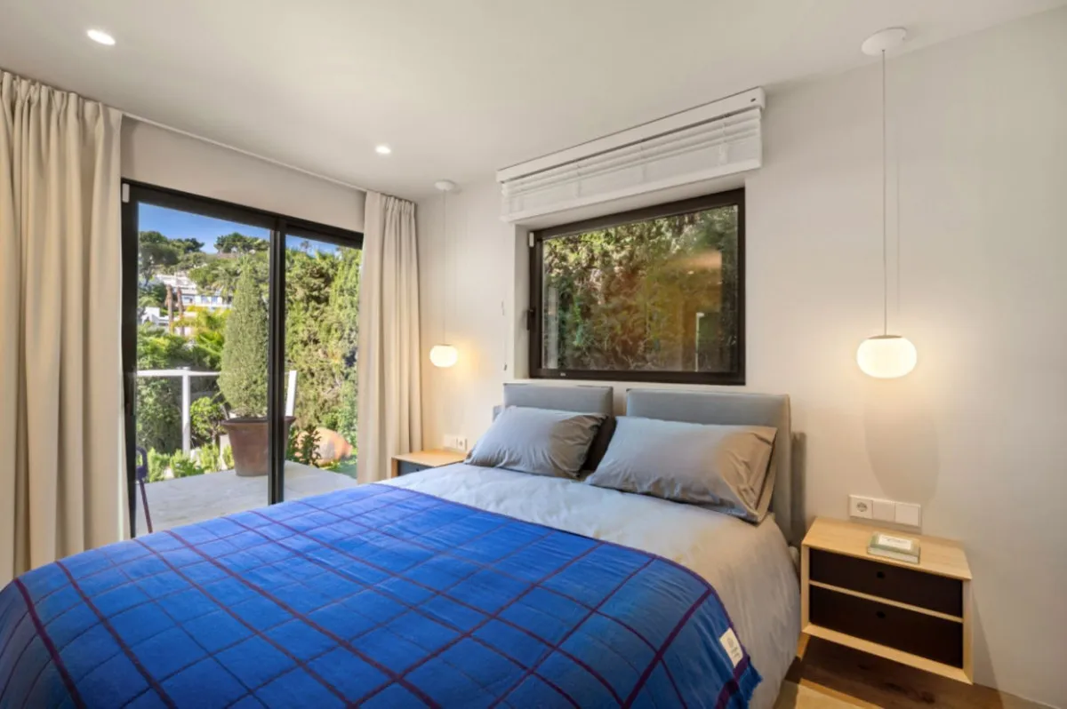 9b76bc13-715a-424f-acd9-4777a4851751