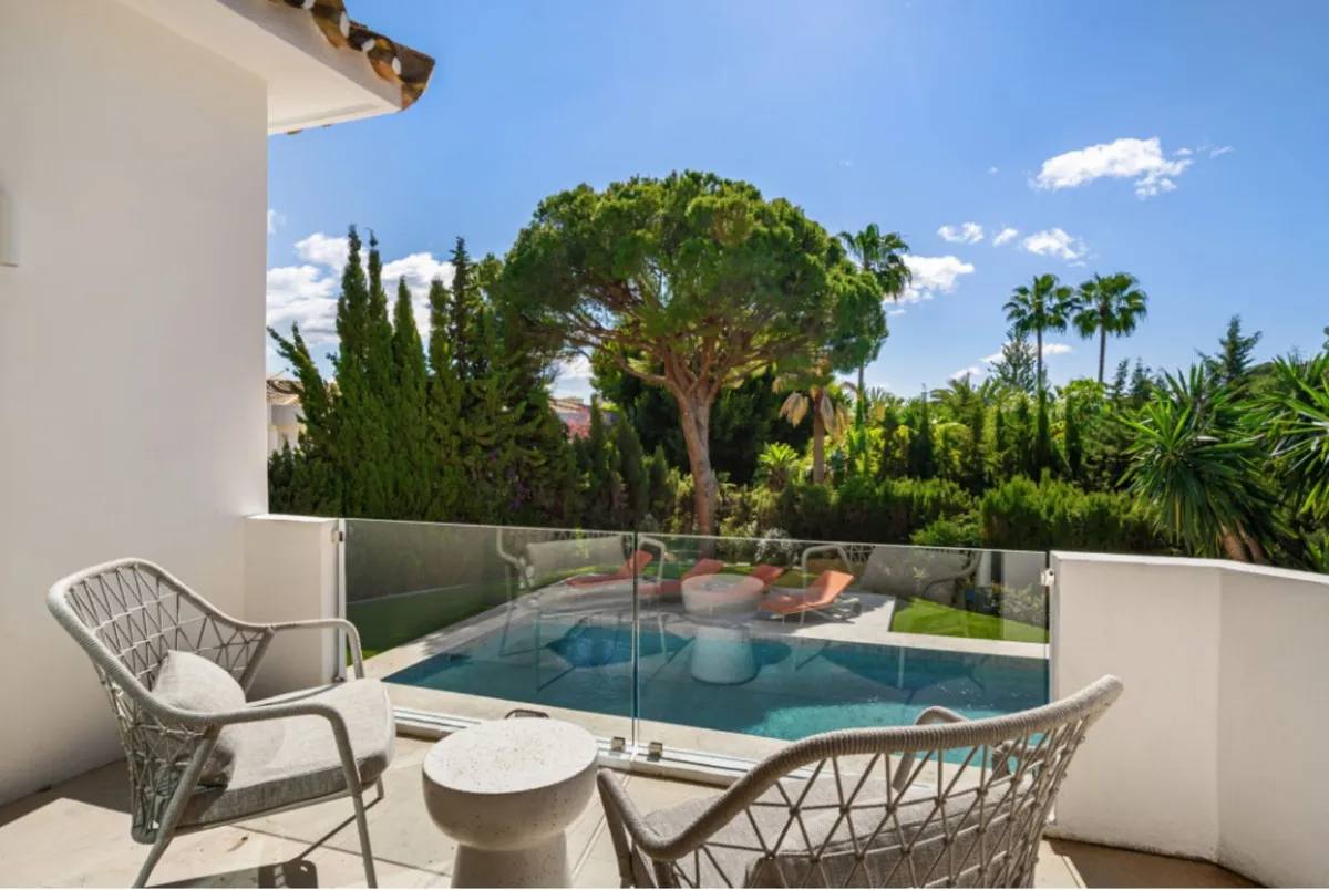 c03adcae-5f81-4153-bd8b-0c44f2609d29