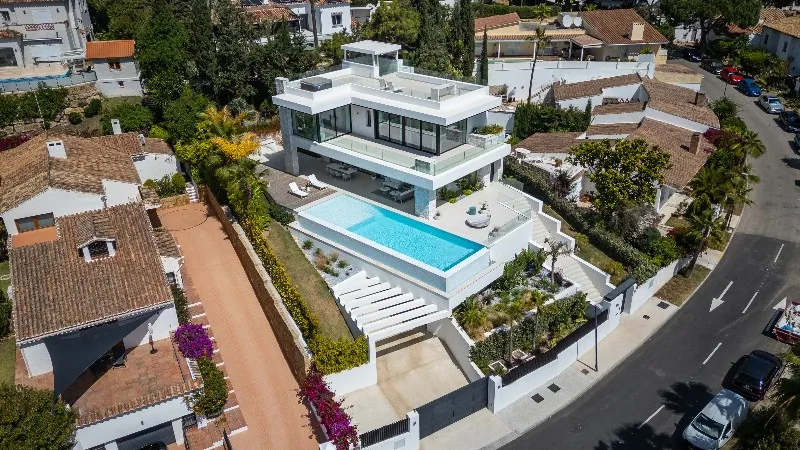 823ba419-cbcd-415f-a361-3138a2c2b7d2