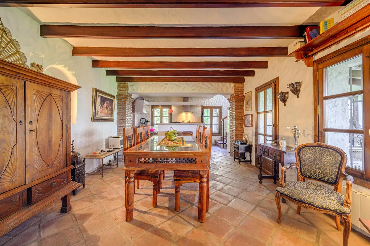 2d874f1b-f0e0-4d95-b851-c4b8e67f6599