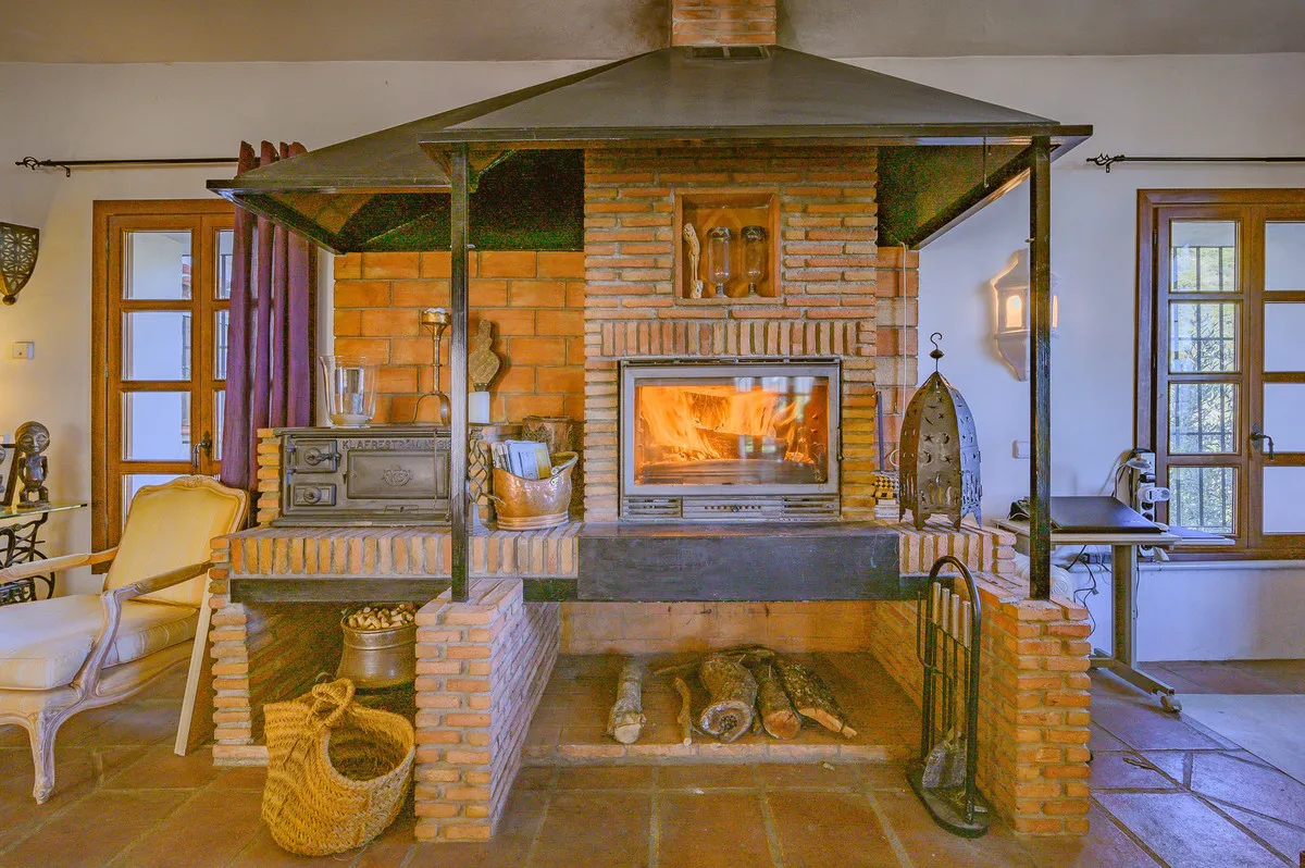 bb86a888-8085-45cf-995f-d6ba8e420719