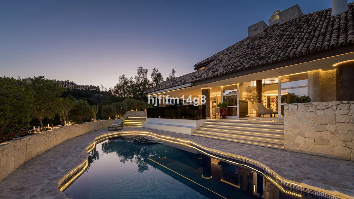 6cf74955-2578-4734-bd42-5e17b684d763