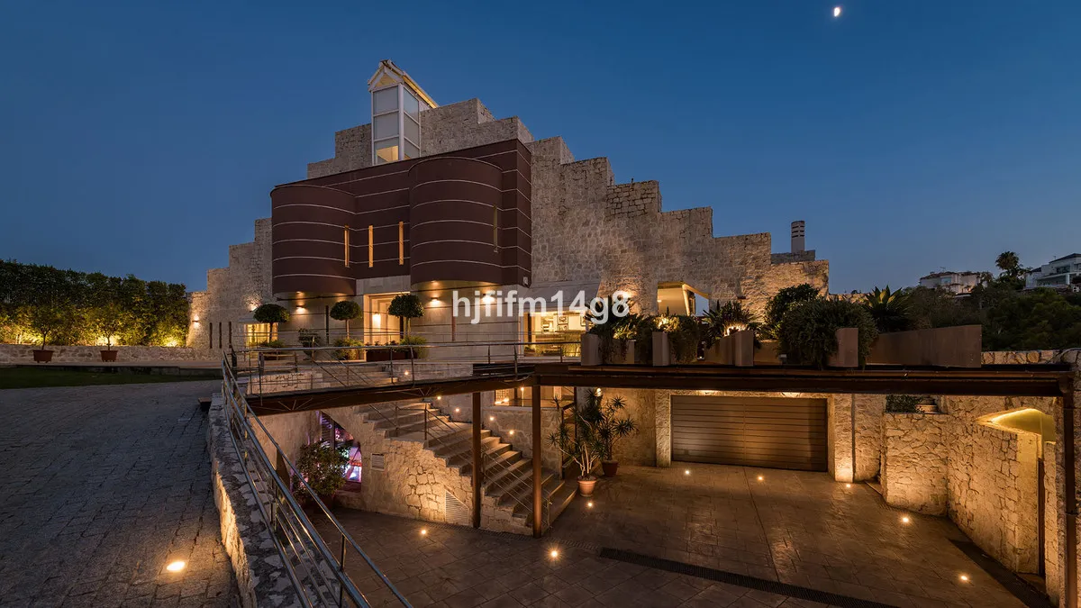 7fcd486e-6d3c-40bf-b9eb-23c354ee679e