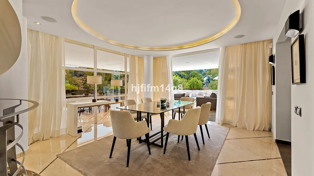 c2afbdf9-f00c-4ceb-b024-b8a8ac51a038