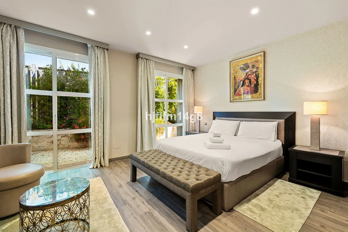 c6035e2a-1396-47c4-baf3-936c0808872b