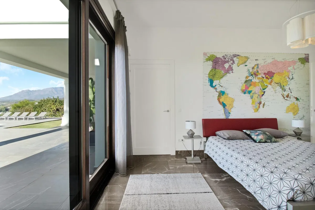 3b819ec5-e5f3-44ec-8d70-9cb6e62b1365