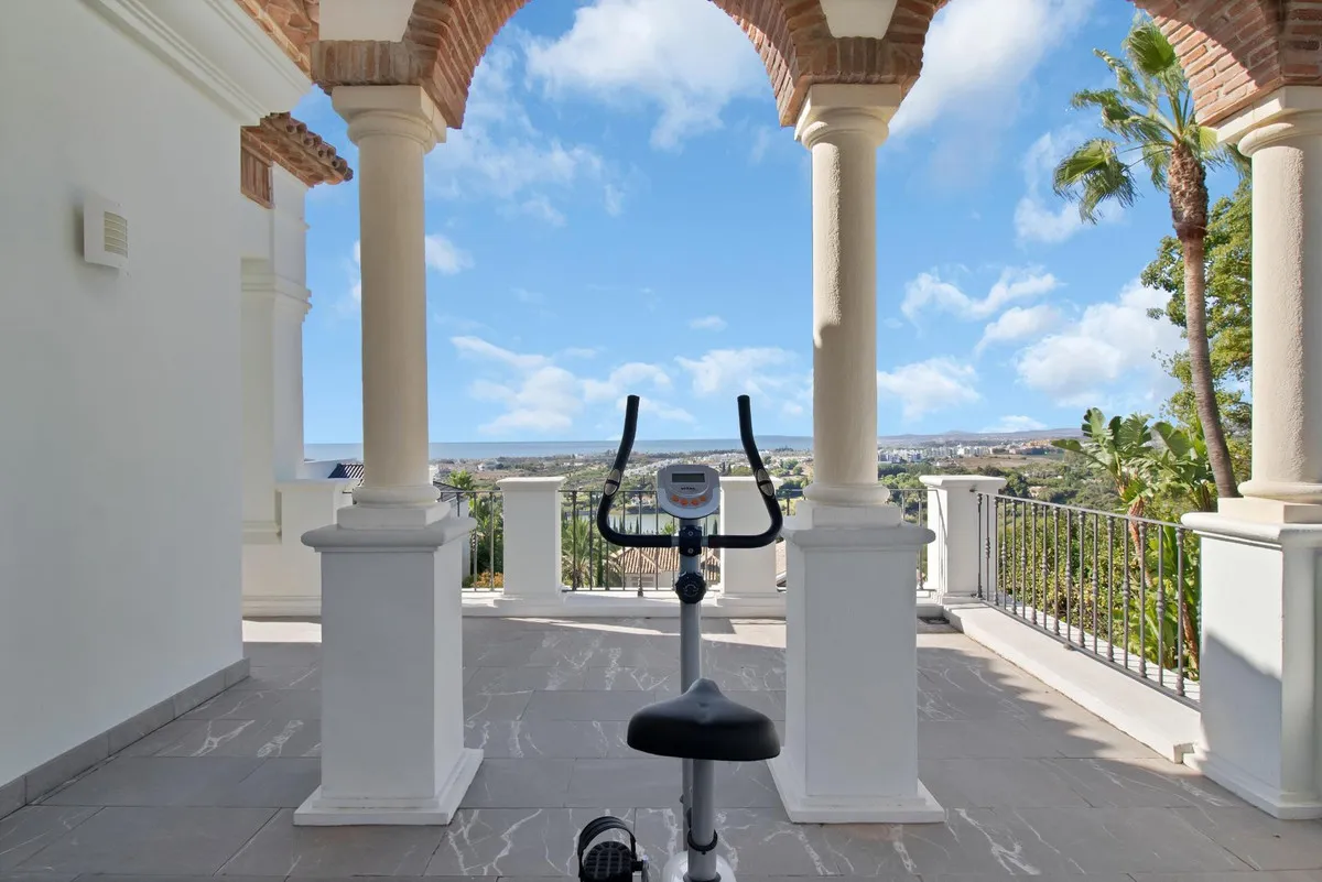 4bc2015f-3ee7-4d16-bccc-83b35bd73ad5