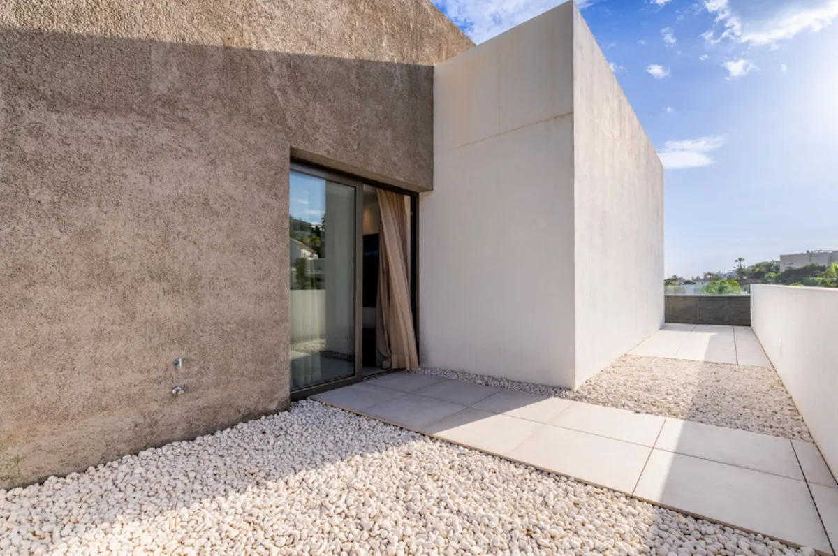 05c45000-b545-43ce-acab-bd1513be2050