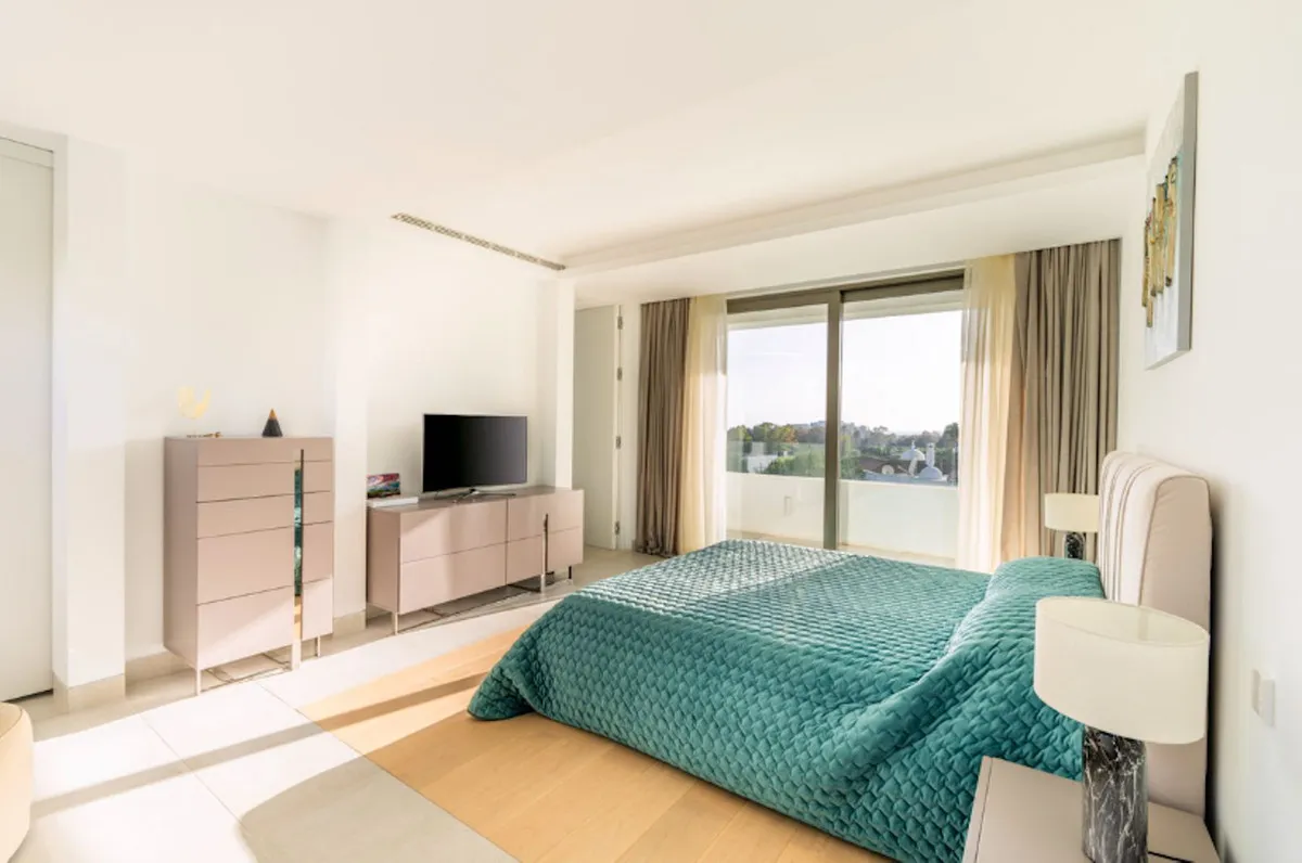 c29c1989-0ccf-4fe7-983e-5a23fd4b6c48