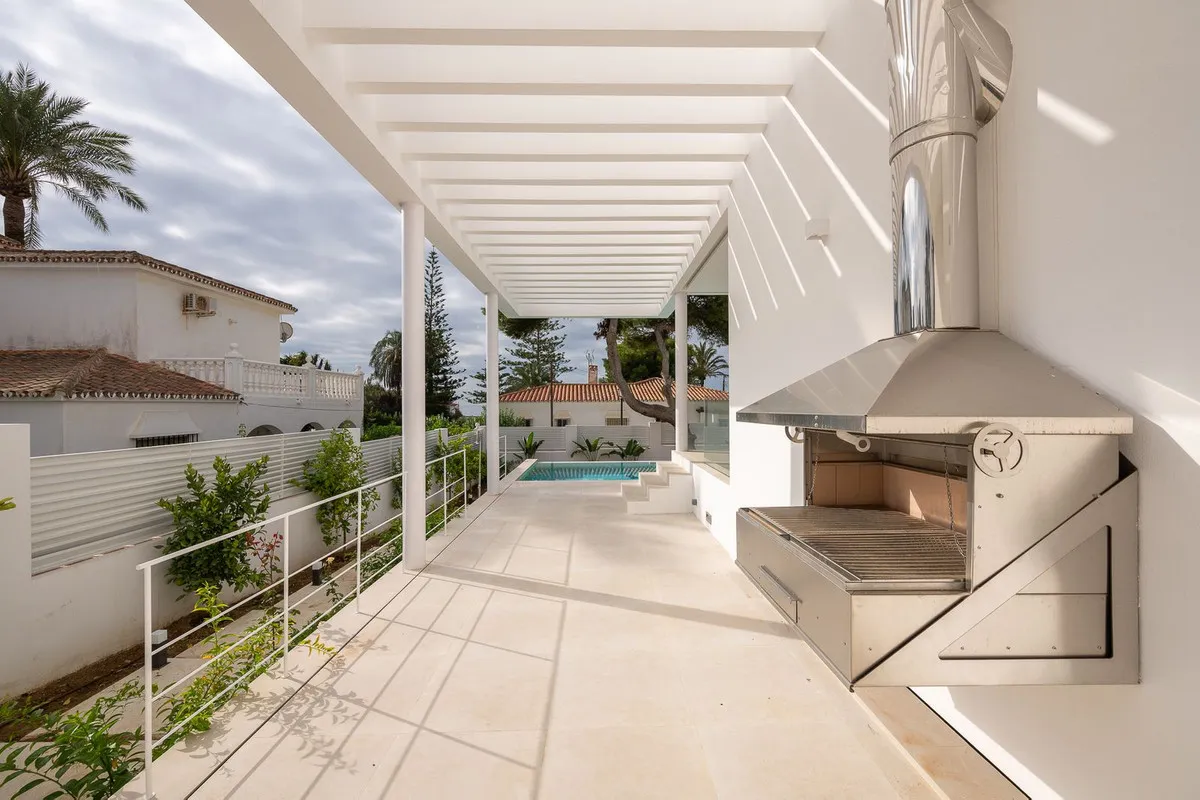 2df9277b-c941-4743-a518-1469659b6b71