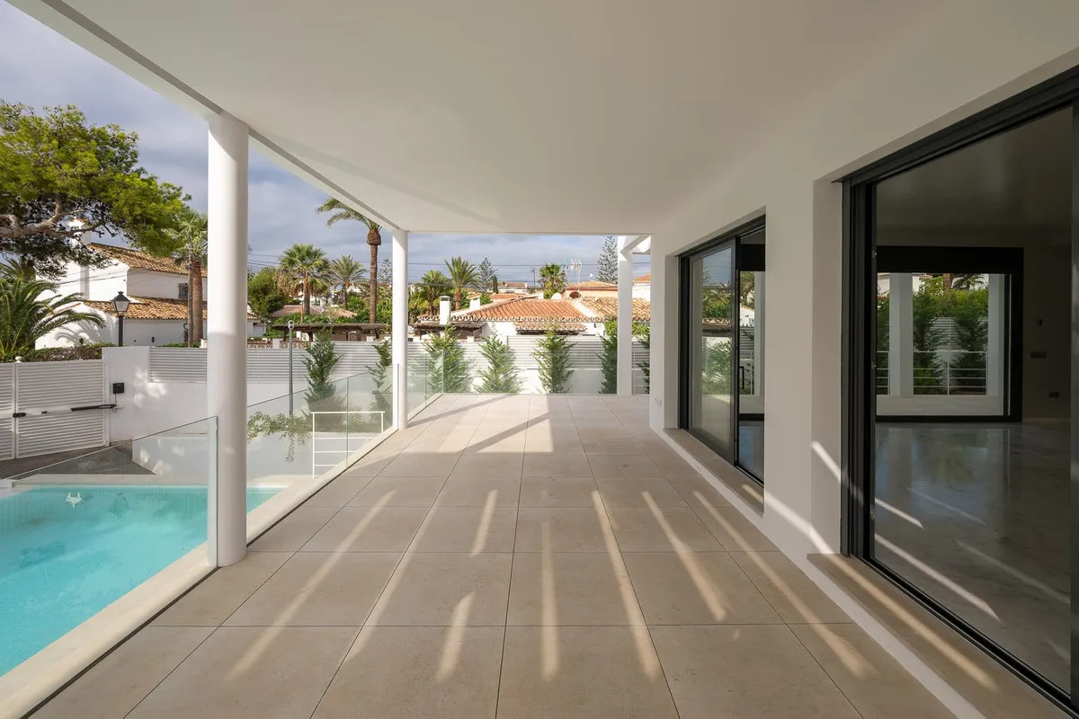 5e2dbc7f-d677-4756-b930-c0840e51973a